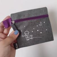 Mini-bolsa com porta-chaves